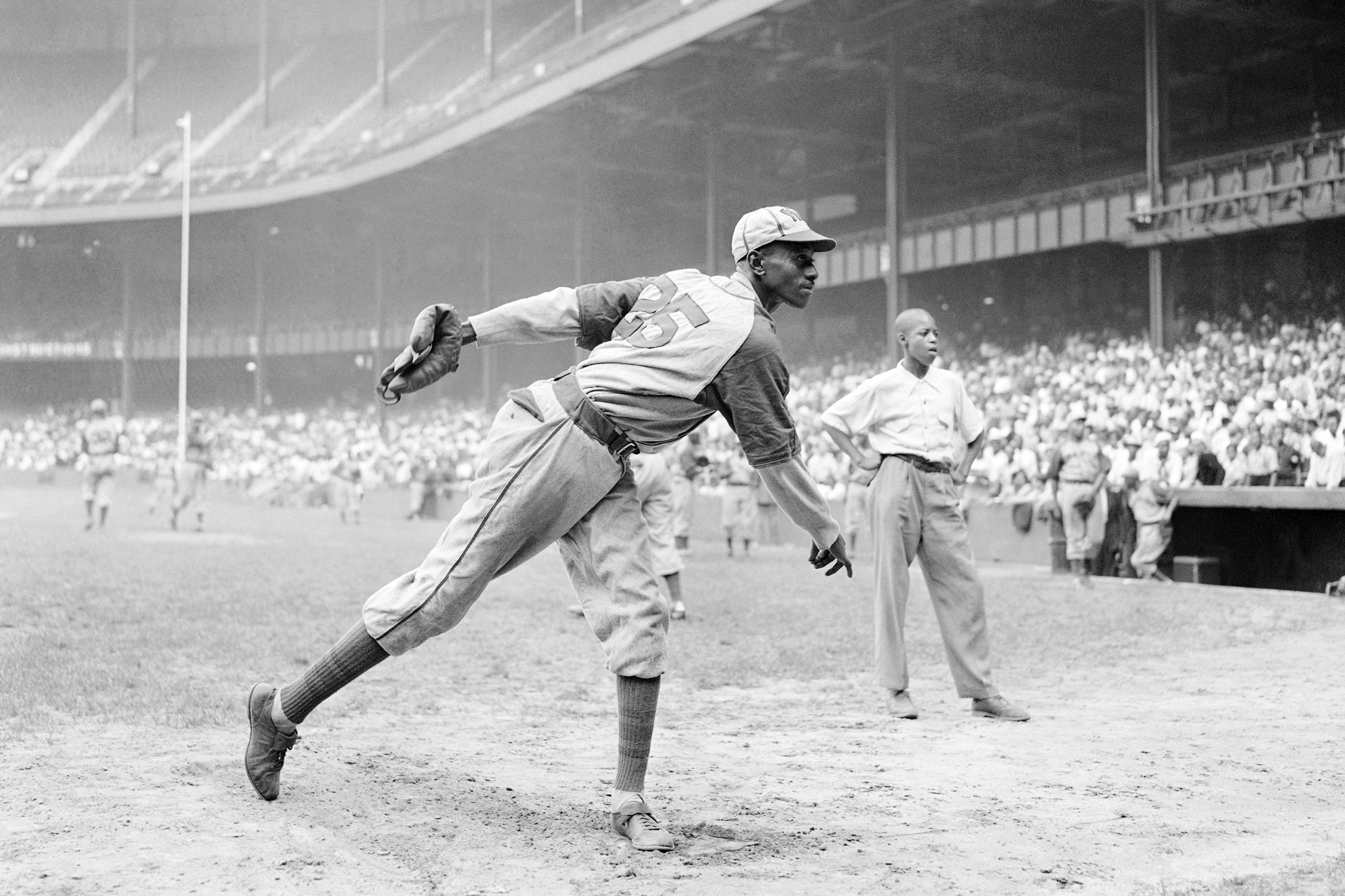 The 6 Oldest MLB Players you need to know about 73buzz