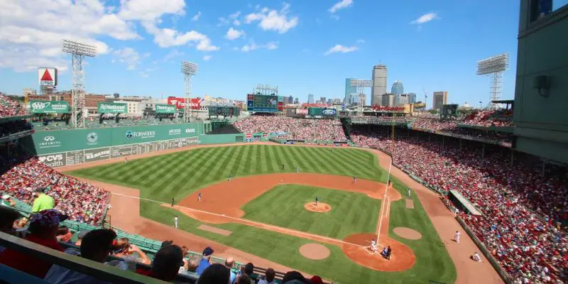 oldest mlb stadiums