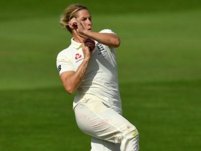 top female cricketers