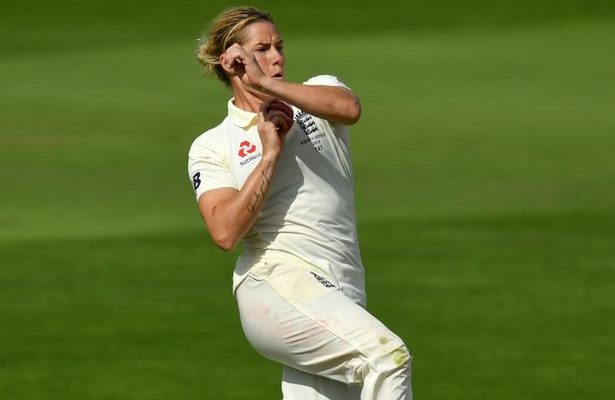 top female cricketers